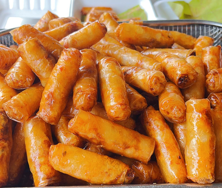 Phan Thiet Herring Spring Rolls – A Hidden Street Food Gem to Discover - METO Travel & Event